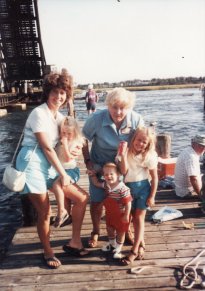 46013_757762400964_4429952_n